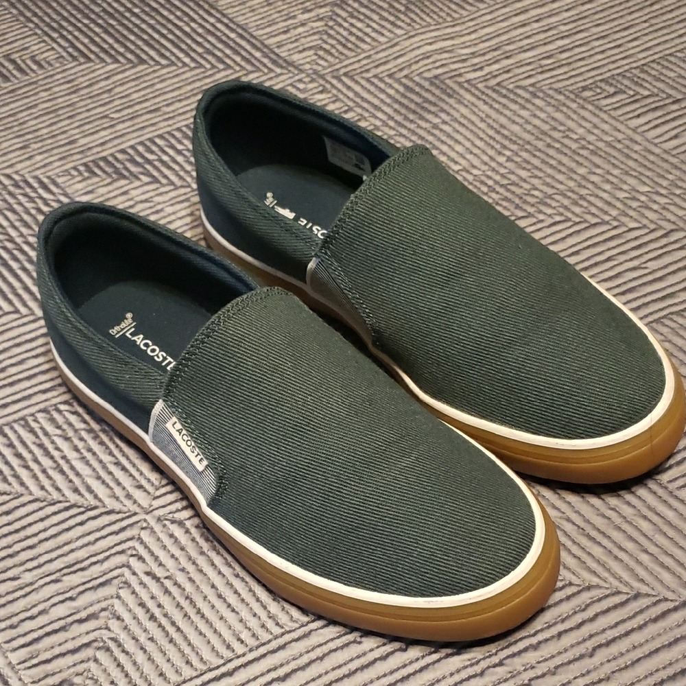 Lacoste size 6 Green Loafers Slip-On sneakers for boys